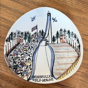 Vintage Stavangerflint Holmenkollen Oslo Norway Ski Jump Plate 7” Collectible